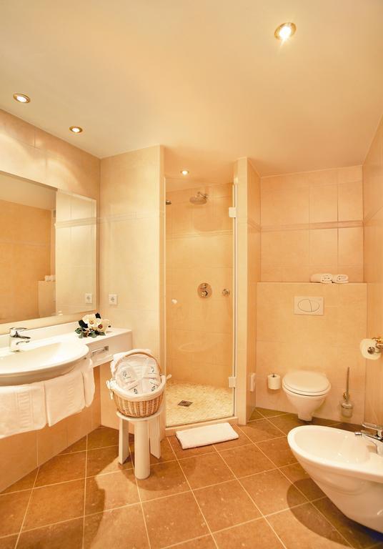 Boutiquehotel Saeumler Zell am Ziller Phòng bức ảnh